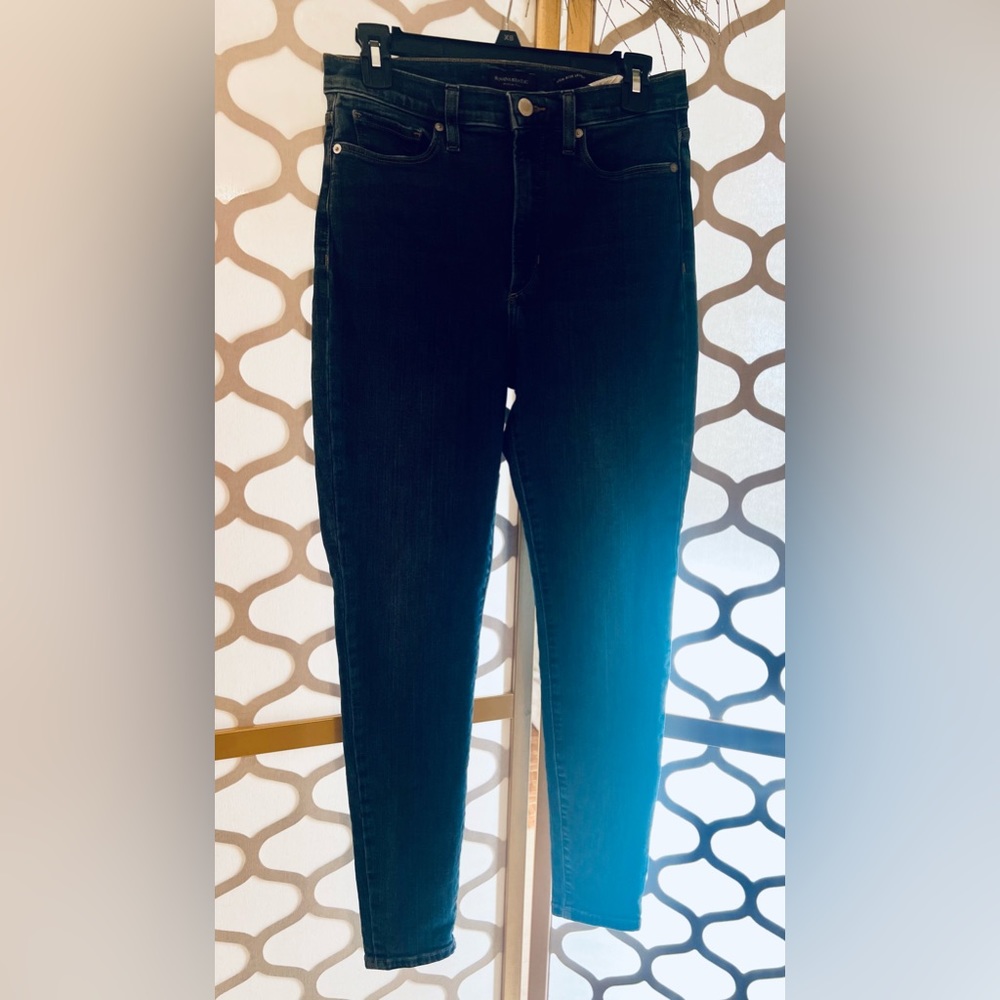 Banana Republic Jeans
Womens 29 Skinny High Rise Dark Wash Denim Stretchy